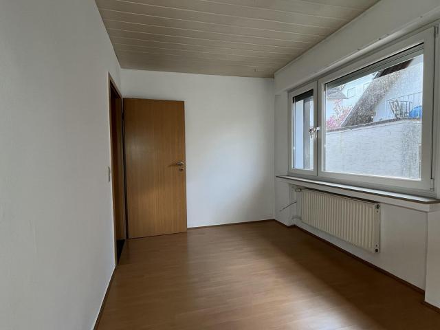 Helle 3 Zimmer Wohnung mit Kamin & Extraraum in Gummersbach – ab sofort frei