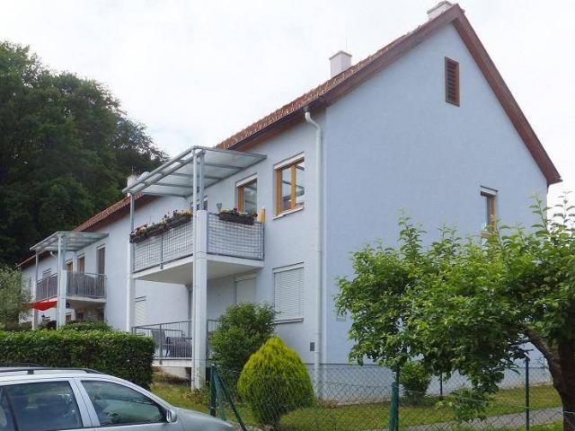 Helle 3 Zimmer Wohnung mit Küche, Balkon und Carportparkplatz geförderte Miete ODER geförderte Miete mit Kaufoption 3 Zimmer