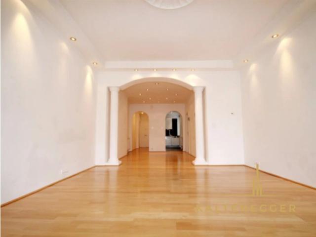 Helle 3 Zimmer Wohnung mit Lift im Herzen der Innenstadt