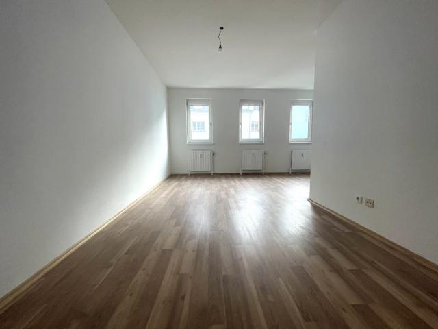 Helle 3 Zimmer Wohnung mit Loggia in 1120 Meidling