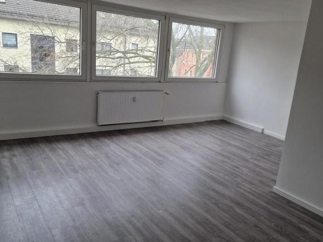 Helle 3 Zimmer Wohnung mit Penthouse Charakter | Duisburg Meiderich