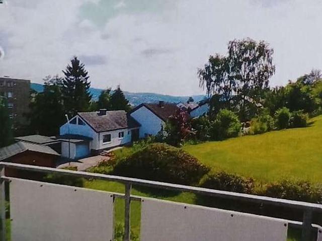 Helle 3 Zimmer Wohnung mit Südbalkon in Olpe, ca. 78 m²