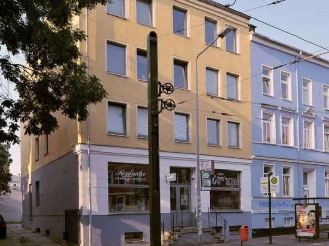 Helle 3 Zimmer Wohnung mit Südbalkon in Rostocker KTV – Ideal für WG Leben!