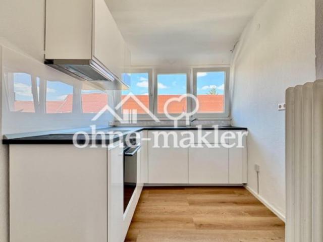 HELLE 3 Zimmer Wohnung Erstbezug nach Renovierung