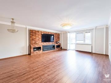Helle 3 Zimmer Wohnung | generalsaniert | Balkon | Lift | zentral begehbar | U6 Josefstädter Straße