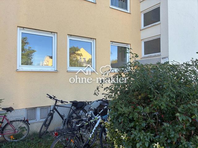 Helle 3 Zimmer Wohnung Hochparterre mit Gartenanteil in Germering