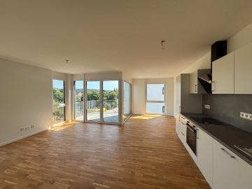 Helle 3 Zimmer Wohnung im Neubau mit moderner Einbauküche