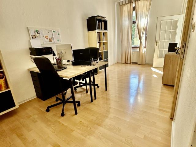 helle 3 Zimmer Wohnung im östlichen Ringgebiet / 2er WG geeignet