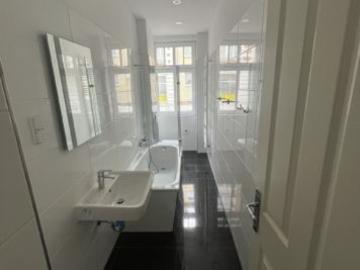Helle 3 Zimmer Wohnung im Erdgeschoss