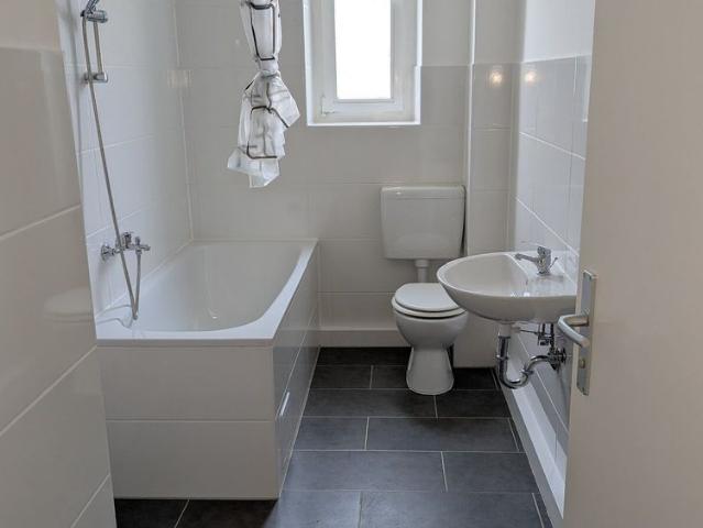 Helle 3 Zimmer Wohnung im 1.OG zu vermieten!