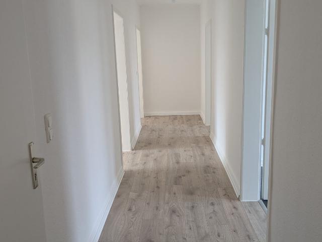 Helle 3 Zimmer Wohnung im 1.OG zu vermieten!