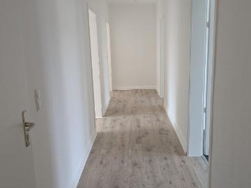 Helle 3 Zimmer Wohnung im 1.OG zu vermieten!