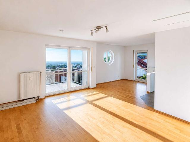 Helle 3 Zimmer Wohnung in Nußloch mit Ausblick