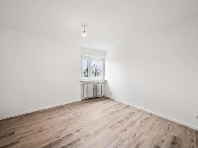 Helle 3 Zimmer Wohnung in Augsburg Oberhausen