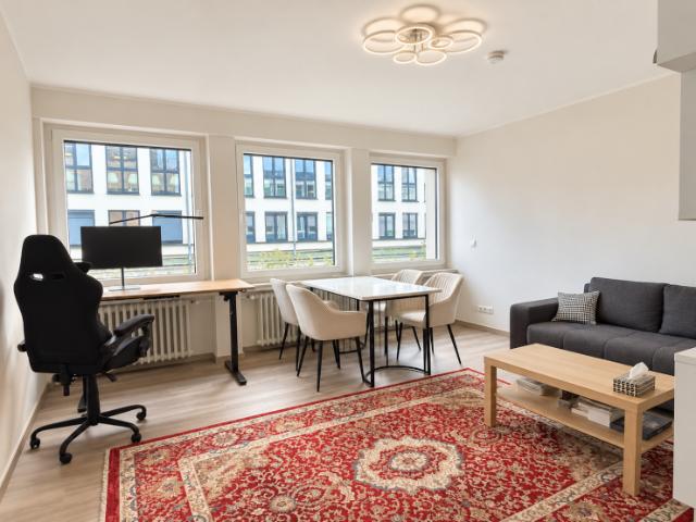 Helle 3 Zimmer Wohnung in Bad Godesberg – Balkon, Aufzug & EBK | Nachmieter gesucht