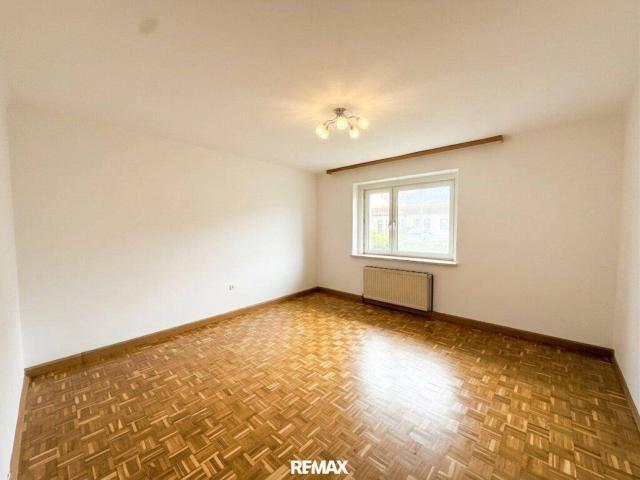 Helle 3 Zimmer Wohnung in beliebter Wohnlage – Frisch renoviert & nur € 550, inkl. Betriebskosten!