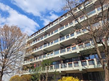 Helle 3 Zimmer Wohnung in der obersten Etage in Neuhausen am Olympiapark Süd