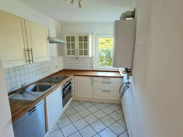 Helle 3 Zimmer Wohnung in Rodheim vor der Höhe inkl. Küche und Balkon