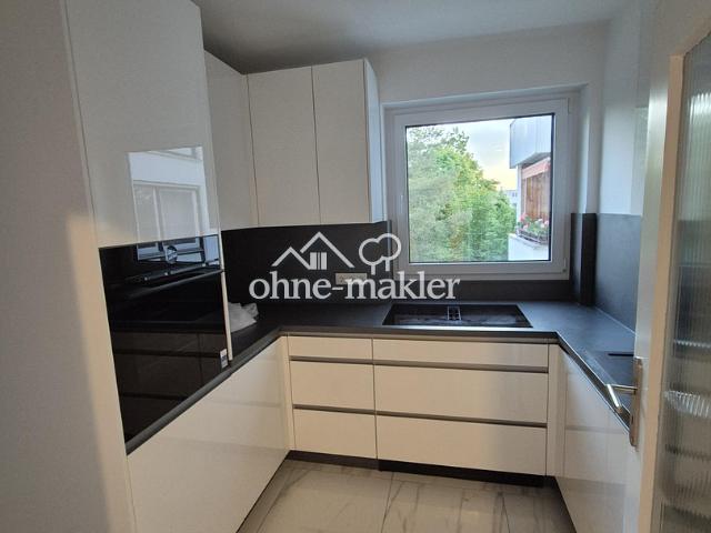 ! HELLE 3 ZIMMER WOHNUNG INKL. EINBAUKÜCHE !