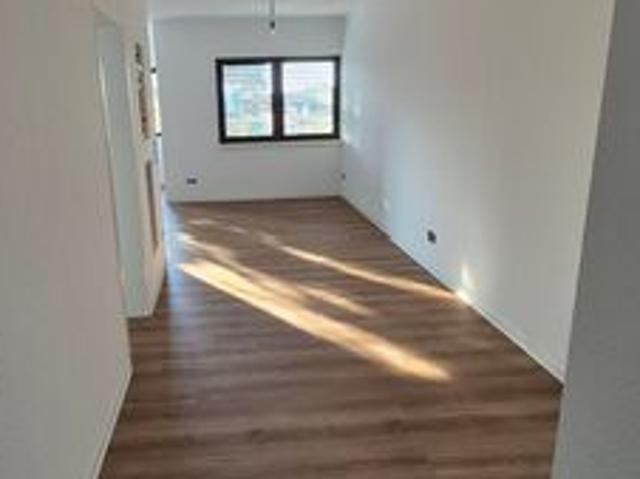 Helle 3 Zimmer Wohnung 1.230,00 EUR Kaltmiete, ca.88,00 m² Wohnfläche
