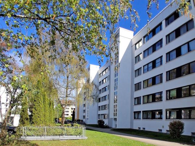 Helle 3 Zimmer Wohnung 70 m2 München Unterhaching mit Balkon Erstbezug nach Vollrenovierung