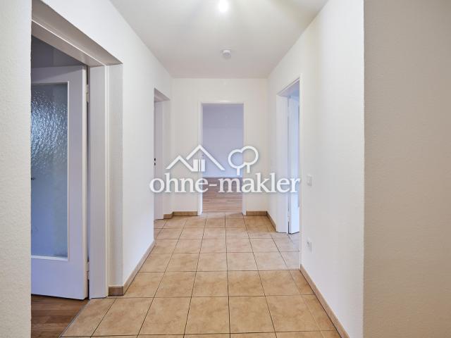 Helle 3 Zimmer am Waldstreifen — Balkon, TG Stellplatz