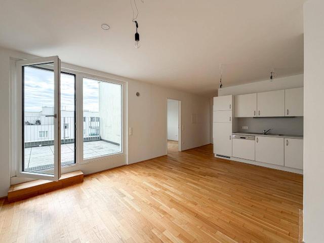 Helle 3 Zimmer Dachgeschosswohnung mit 10m2 Terrasse im Viola Park