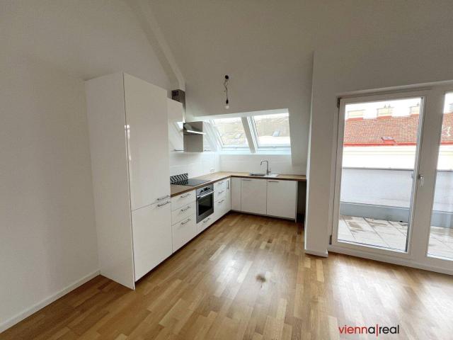 Helle 3 Zimmer Dachgeschosswohnung mit Terrasse, Klimaanlage, Kellerabteil und Fahrradraum nahe U3 Johnstraße/Meiselmarkt