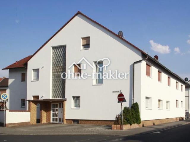 Helle 3 Zimmer Dachwohnung in zentraler Lage von Rodenbach