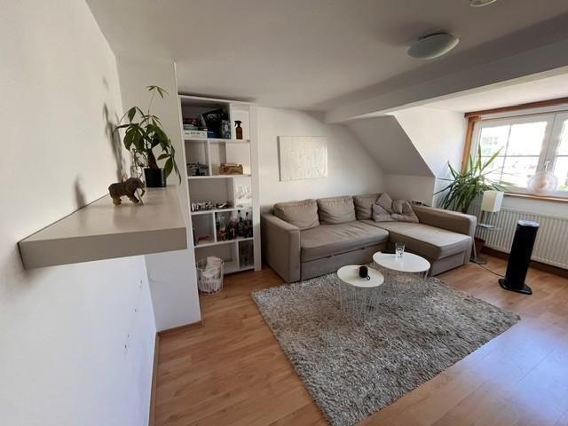 Helle 3 Zimmer DG Wohnung EBK und Wohnküche in Passau Zentrum