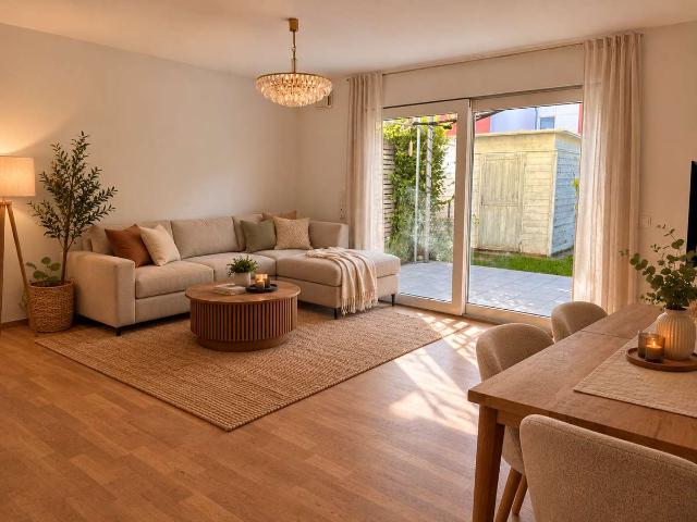 Helle 3 Zimmer Eckwohnung mit Garten, Einbauküche, Aufzug und Tiefgaragenstellplatz, Baujahr 2010