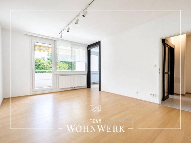 Helle 3 Zimmer Eckwohnung mit Süd Loggia in ruhiger Grünlage