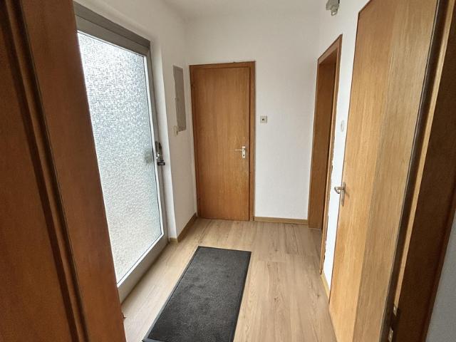 Helle 3 Zimmer EG Wohnung 70 m² mit Garten