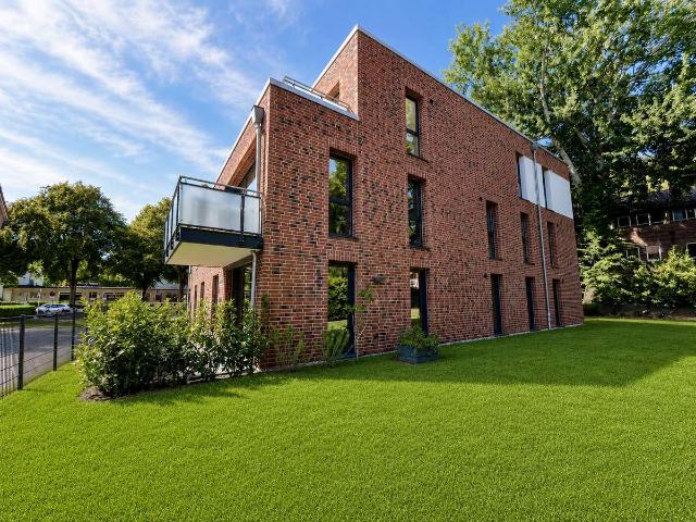 Helle 3 Zimmer Eigentumswohnung mit Terrasse und Tiefgaragenstellplatz