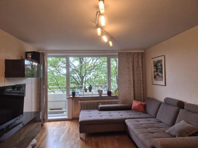 Helle 3 Zimmer Eigentumswohnung mit Westbalkon, TG & Aufzug in München Feldmoching – provisionsfrei