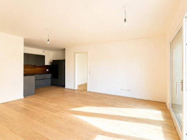 Helle 3 Zimmer Eigentumswohnung mit Garten, Terrasse & Balkon in 1210 Wien