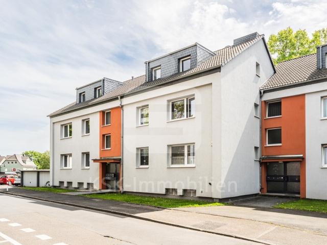 Helle 3 Zimmer Eigentumswohnung mit PKW Garage und Stellplatz, sofort frei