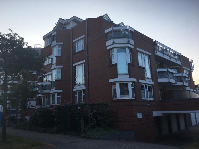 Helle 3 Zimmer Eigentumswohnung mit Südbalkon und Garage
