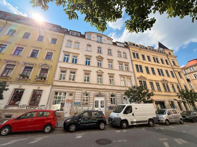 Helle 3 Zimmer Eigentumswohnung im Hechtviertel in Dresden