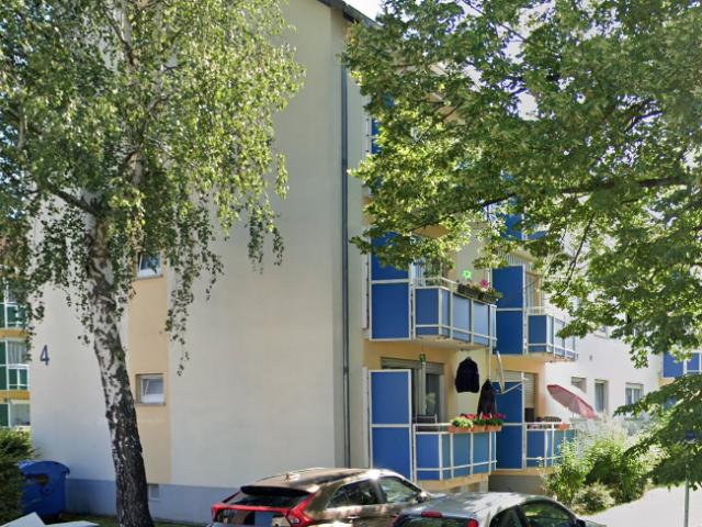 Helle 3 Zimmer Erdgeschosswohnung mit Balkon und Keller in Großkrotzenburg