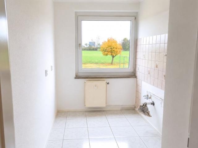 Helle 3 Zimmer Erdgeschosswohnung mit Balkon in ruhiger Lage von Löberitz