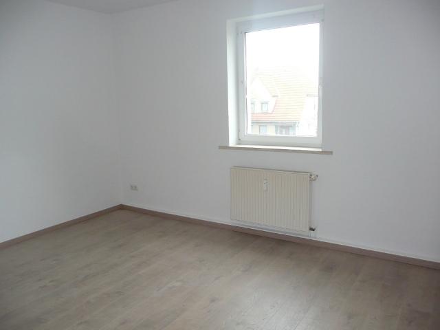 Helle 3 Zimmer Erdgeschoßwohnung mit eigenem Garten zu vermieten!