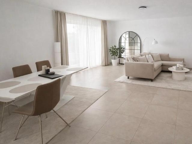 Helle 3 Zimmer ETW Haus im Haus
