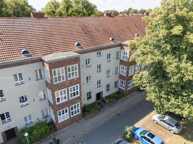 Helle 3 Zimmer ETW in gepflegtem Altbau Ensemble herrlich grün & ruhig