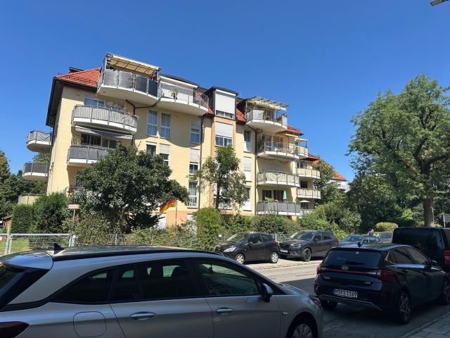 Helle 3 Zimmer ETW München Berg am Laim, moebliert, Privatverkauf