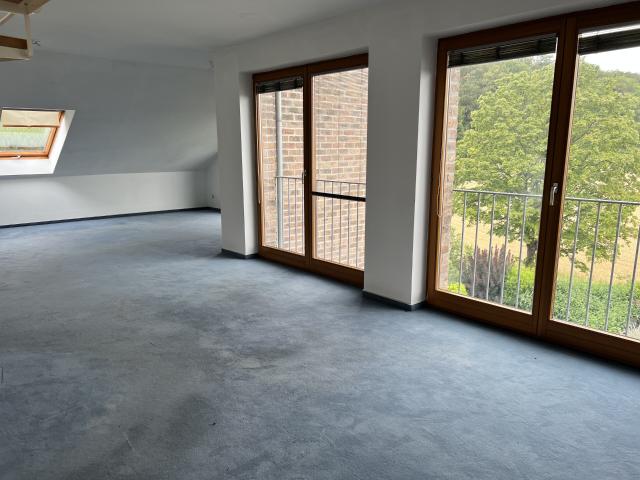 Helle 3 Zimmer Maisonette mit Dachterrasse in Königswinter Heisterbacherrott