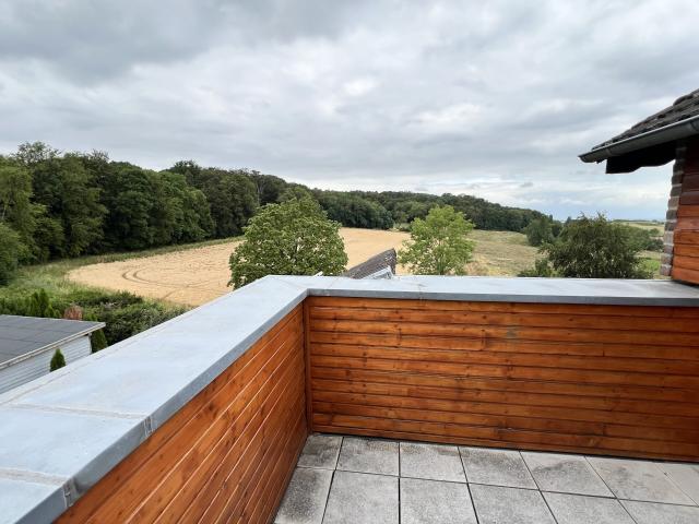 Helle 3 Zimmer Maisonette mit Dachterrasse in Königswinter Heisterbacherrott