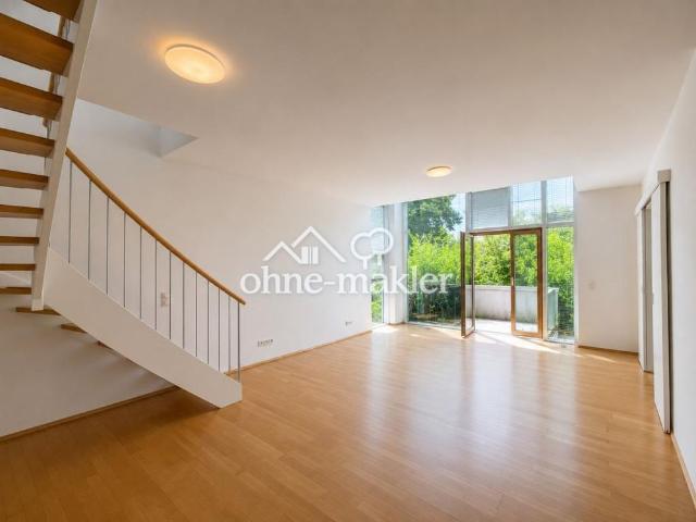 Helle 3 Zimmer Maisonettewohnung mit Galerie und Balkon