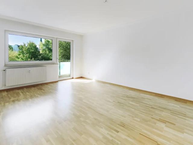 Helle 3 Zimmer Mietwohnung im Kreuzviertel zum 1.11.2026!