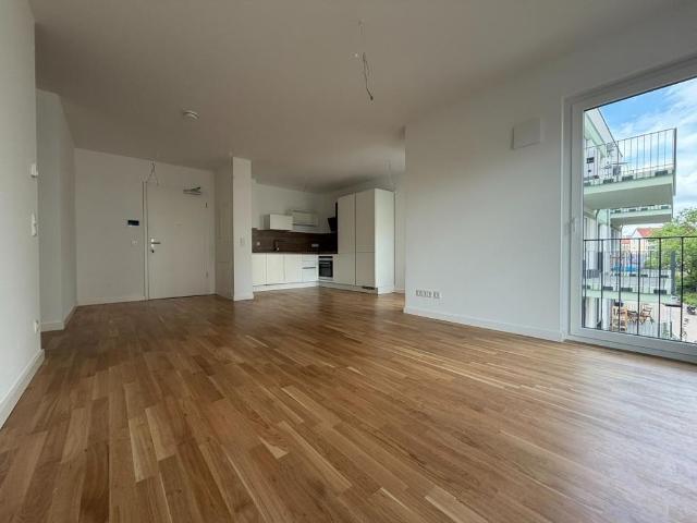 Helle 3 Zimmer mit Einbauküche in Berlin Köpenick!